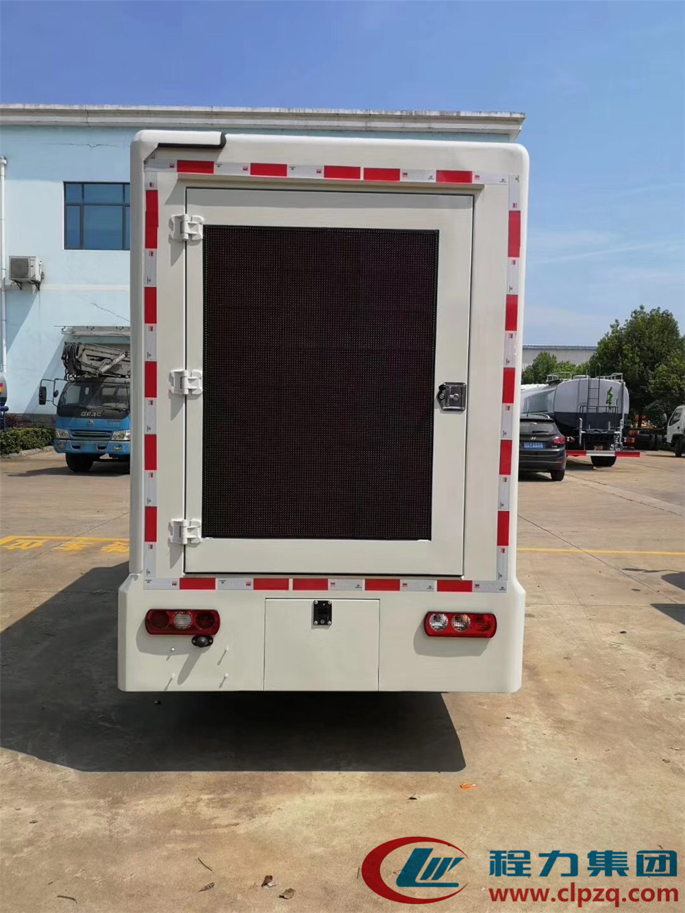 01695de06403b9ba82c819b32679908