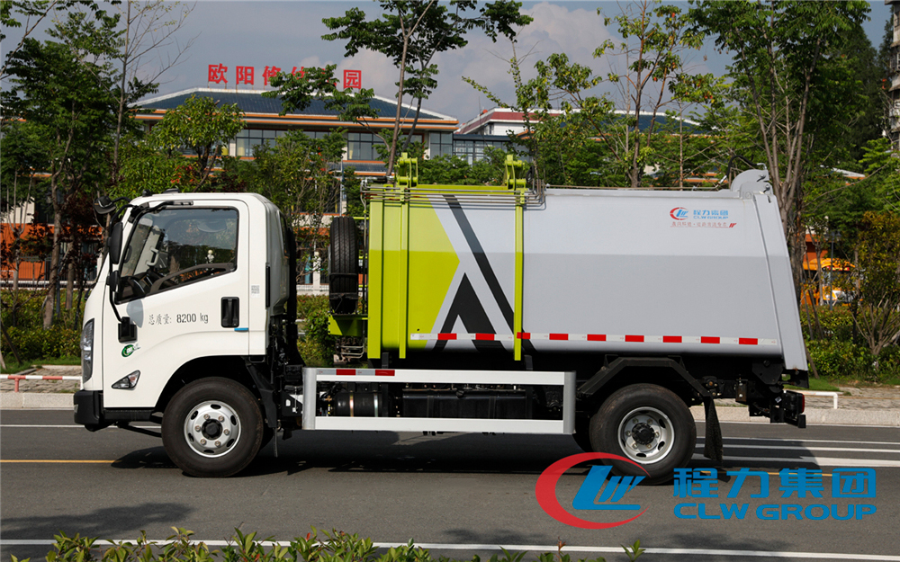 江铃侧挂垃圾车  (1)