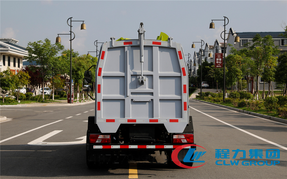 江铃侧挂垃圾车  (9)