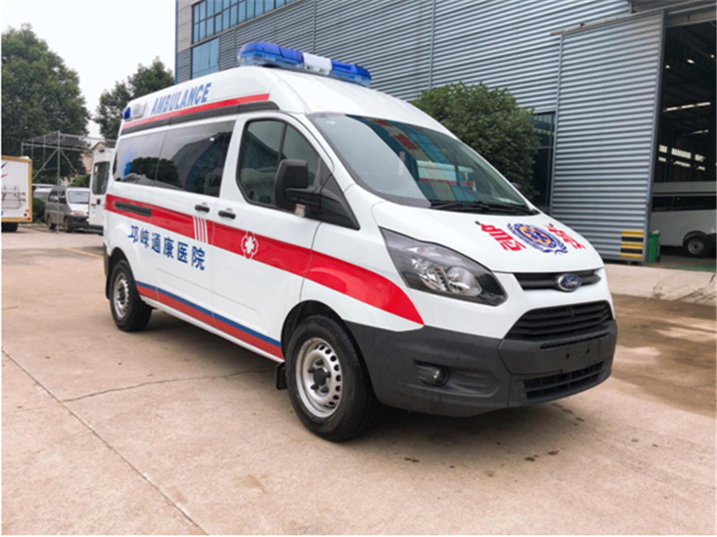 福特V362中轴中顶转运型救护车